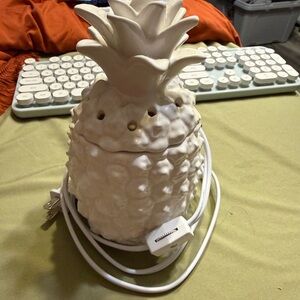 White Ceramic Pineapple Scentsy warmer